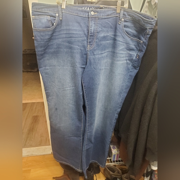 AVA & VIV bootcut jeans size 26W - Picture 1 of 3